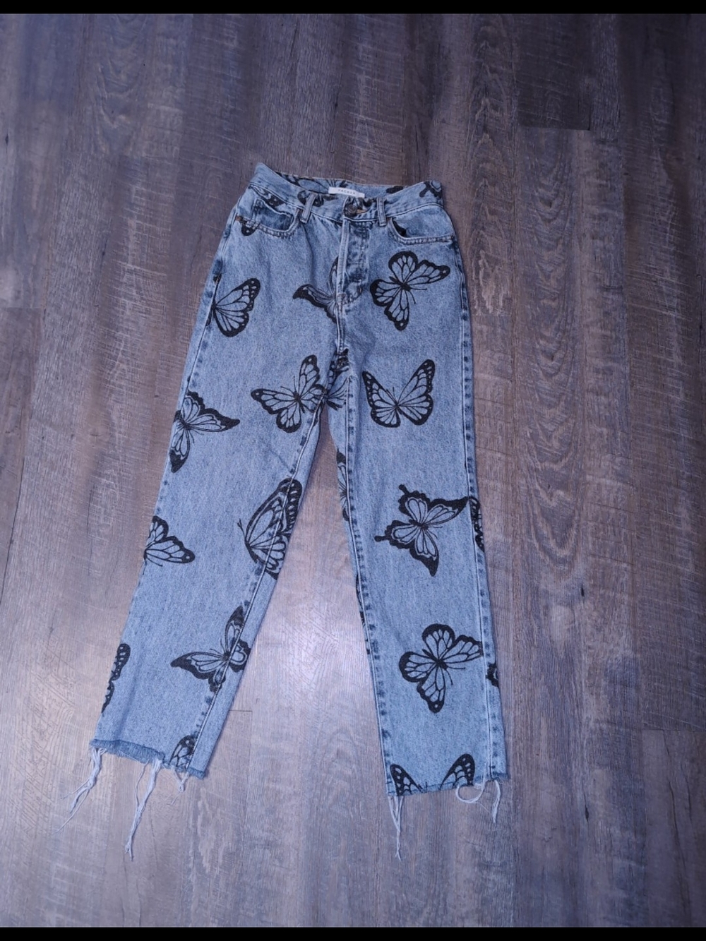 Like new- Pacsun size 24 high rise straight leg jeans